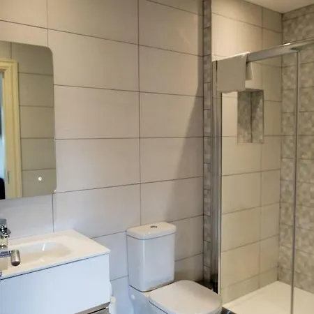 Bluebell House בית נופש *