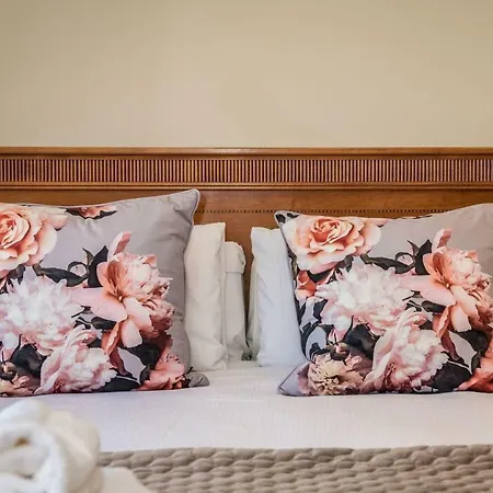 Bluebell House בית נופש *